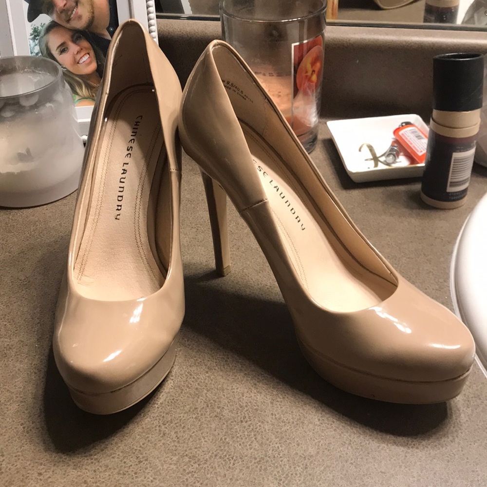 Nude Chinese laundry heels! Worn once!